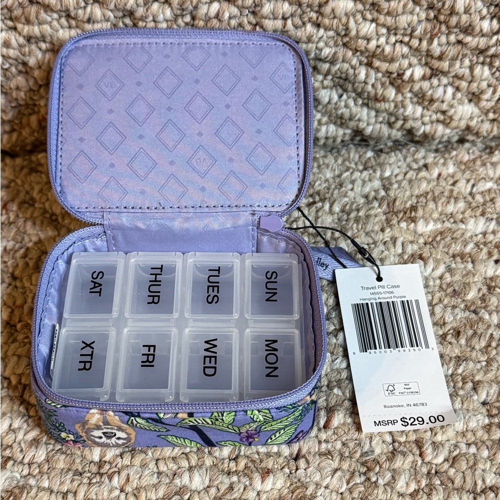 NWT Vera Bradley Travel Pill Case - Picture 3 of 8